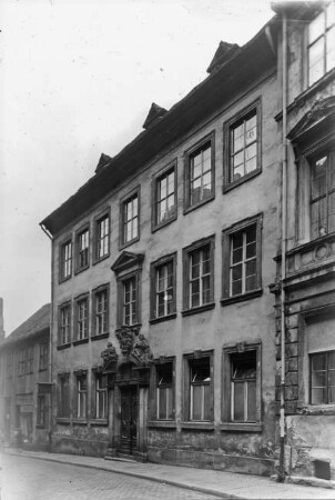 Halle (Saale), Kleine Ulrichstraße 7, Wohnhaus des Juristen Johannes Schröder
