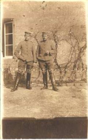 Zwei Soldaten