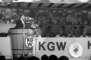Jubiläums-Prunksitzung der Karnevalsgesellschaft West KGW im Restaurant "Kühler Krug"