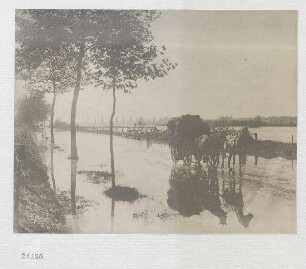 Das überschwemmte Aisnetal bei Vouzieres