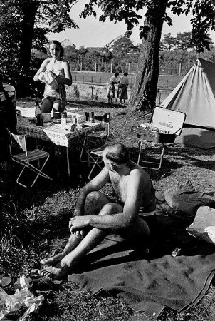 Campingbetrieb auf dem Campingplatz beim Kühlen Krug.