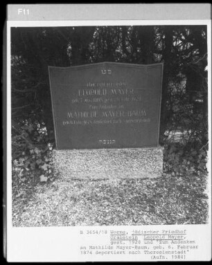 Grabstein von Leopold Mayer (gestorben 1928.02.29) und Mathilde Mayer-Baum (1874 deportiert nach Theresienstadt)