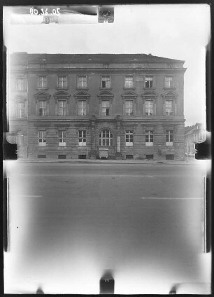 Potsdam, Dortustraße. Wohnhaus (um 1775). Straßenfront