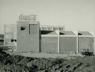 Coca-Cola Fabrikanlage, 1960-1961