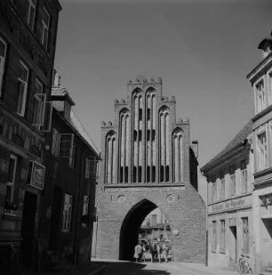 Wismar. Wassertor, Ansicht von der Stadtseite