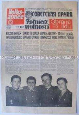 Mehrsprachige Manöverausgabe der Wochenzeitung der NVA "Volksarmee"