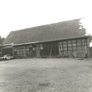 Wolkenburg-Dürrengerbisdorf, Dürrengerbisdorfer Straße 18. Vierseithof (1801/1850). Scheune. Hofseite