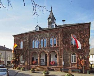 Rathaus; Geisenheim, Rüdesheimer Straße 48