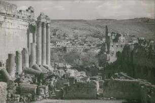 Reisefotos Libanon. Baalbek. Tempelanlage (101/300). Bacchustempel. Teilansicht
