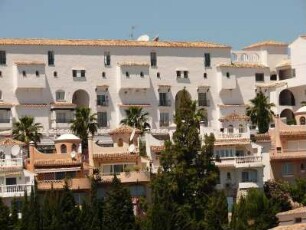viel Beton: Ferienanlage bei Marbella, Andalusien, Spanien