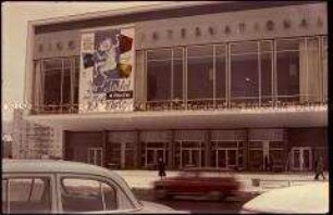 Kino "International" in der Berliner Karl-Marx- Allee