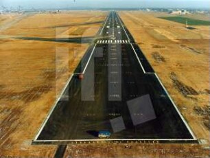 Landebahn Flughafen Berlin-Schönefeld