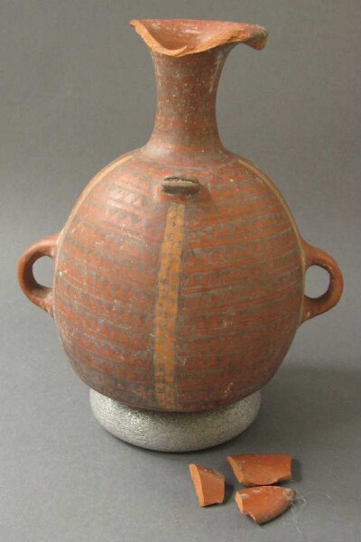 Clay vessel