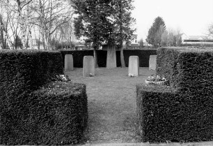 Friedhof / Gedenkstätte / Ehrenmal; Bad Homburg, Gartenstraße 24