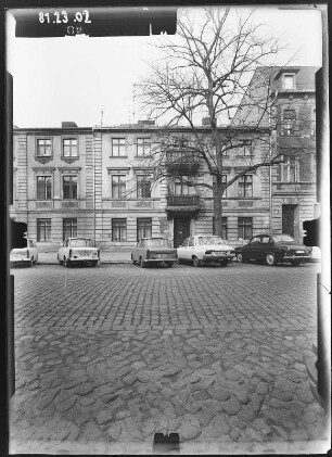Potsdam, Dortustraße 2. Wohnhaus. Straßenfront