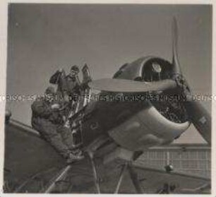 Wehrmachtssoldaten, Flugzeuge