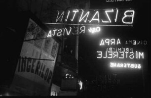Bukarest: Lichtreklamen am Boulevard Elisabeta