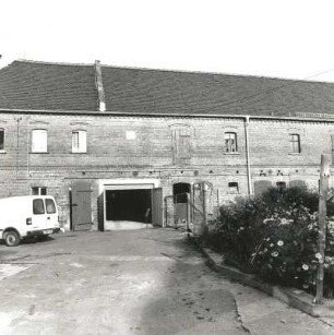 Markranstädt-Thronitz, Ringstraße 2. Gehöft. E. 19. Jh. Hofansicht der Scheune
