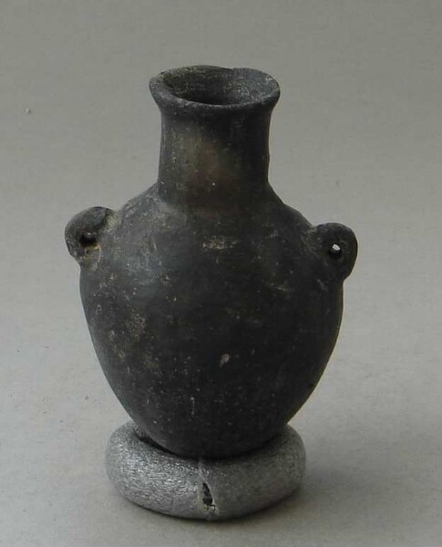 Clay vessel