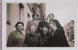 Teilnehmerinnen des Staatsbürgerlichen Lehrgangs