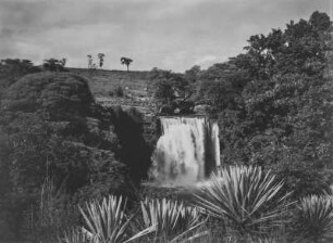 Wasserfall : Wasserfall in Kenia