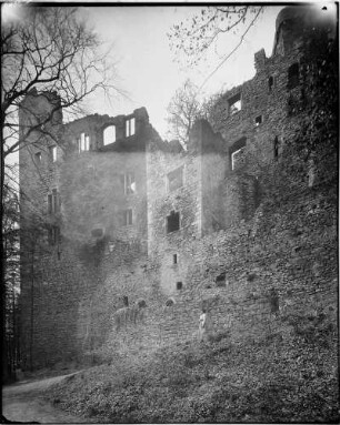 Baden-Baden Altes Schloss - Schloss Hohenbaden Ansicht Südost-Seite - Palas mit Kapellenturm