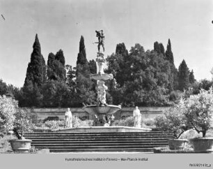 Herkules- und Antäusbrunnen