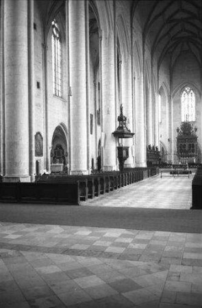 Ingolstadt: Liebfrauenmünster, innen, Hauptschiff