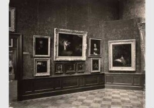 Aufstellung der Gemäldegalerie und der Skulpturensammlung im Kaiser-Friedrich-Museum, Raum 57, Gemälde Rembrandts