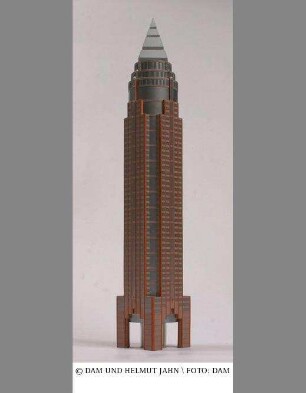 Messeturm - Modell des Gesamtgebäudes