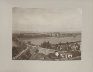 Blick über den Rhein auf Koblenz