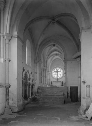 Katholische Pfarrkirche Sankt Maria, Johannes Evangelista und Nikolaus & Ehemalige Zisterzienserabteikirche — Michaelskapelle