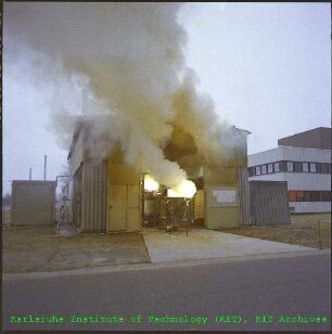 Thermitversuche der Hauptabteilung Ingenieurtechnik (IT) im Rahmen des Projektes Nukleare Sicherheit (PNS)