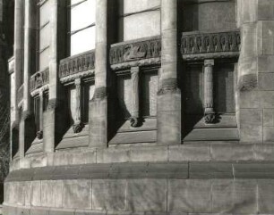 Dresden-Strehlen. Christuskirche. 1903/05; R. Schilling. J. Gräbner. Fenster (SO-Seite)