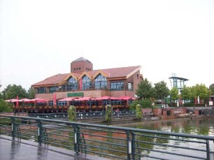 Oberhausen: Restaurantgebäude am Centro, Centro-Park