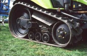 Fotografie: Raupentraktor, Gummiraupenlaufwerk