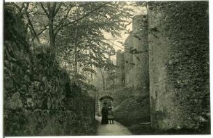 Frauenstein. Partie am Schloss