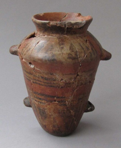 Clay vessel