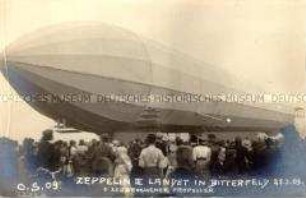 Landung eines Zeppelins in Bitterfeld