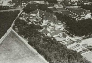 Coswig, Wettinstift, Ansicht von Westen, Luftbild