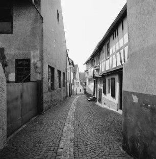 Rüdesheim, Bergstraße 1, Bergstraße 2