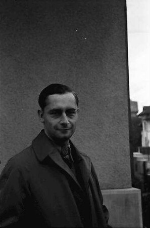 Bukarest: Ich (Willy Pragher), Porträt