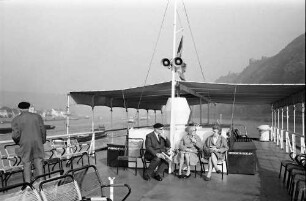 Auf M.S. Prinses Margriet, Fahrgäste auf Deck
