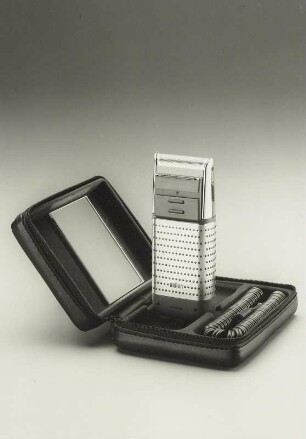 Braun Elektrorasierer "micron vario 3 universal L" von Roland Ullman