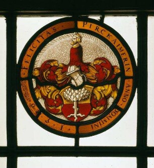 Wappenscheibe der Felicitas Pirckheimer "1530", Tochter von Willibald Pirckheimer und Ehefrau von Hans VI. Imhoff. Zugehörig zu einem Zyklus von vier Wappenscheiben Nürnberger Patrizierinnen aus den Familien Imhoff und Pirckheimer, vgl. Gm.041, 071, 082, 113