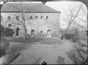 ehem. Kloster, Nord- und Ostgiebel