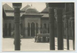 Alhambra, Granada Löwenhof (Patio de los Leones): Ansicht