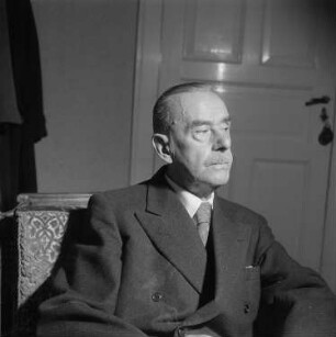 Porträts von Thomas Mann und seiner Frau Katia : Porträt von Thomas Mann