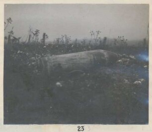 Foto einer "englischen Liebesgabe" (eine 15er-Granate)