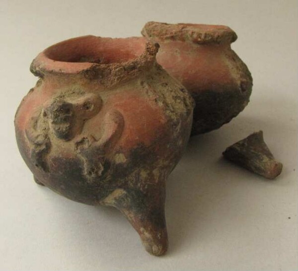 Double clay vessel